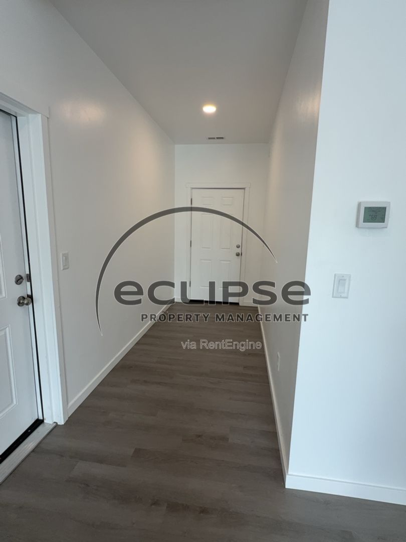 Gallery Image 26