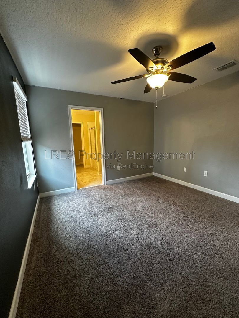 Gallery Image 32