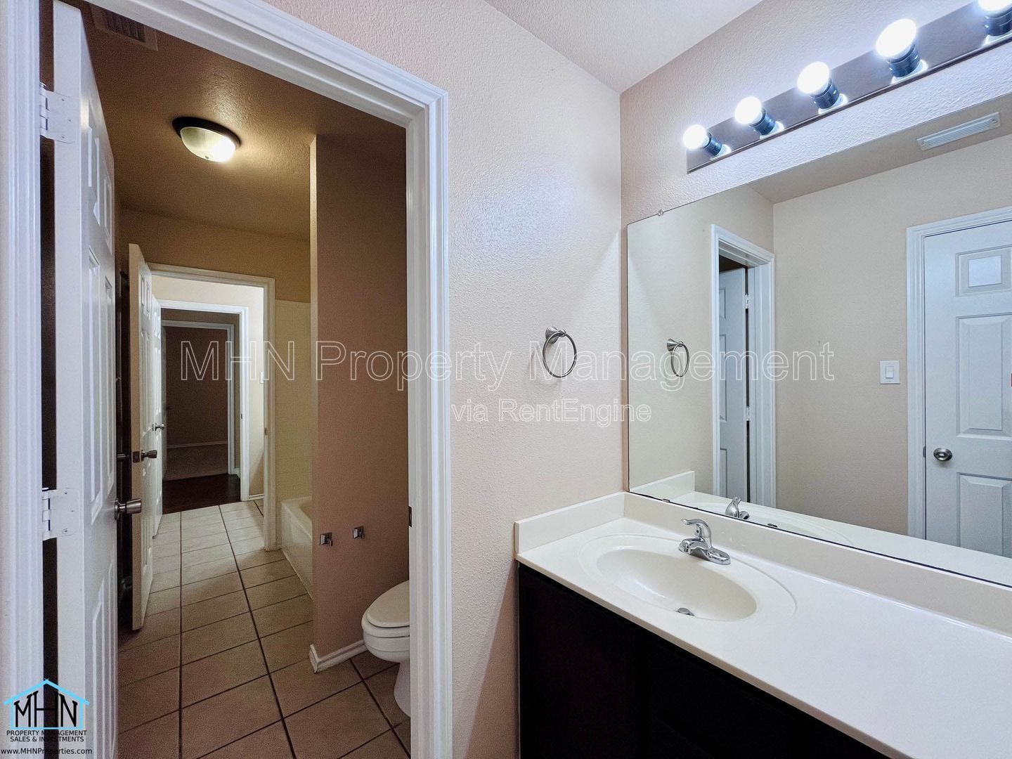 Gallery Image 22