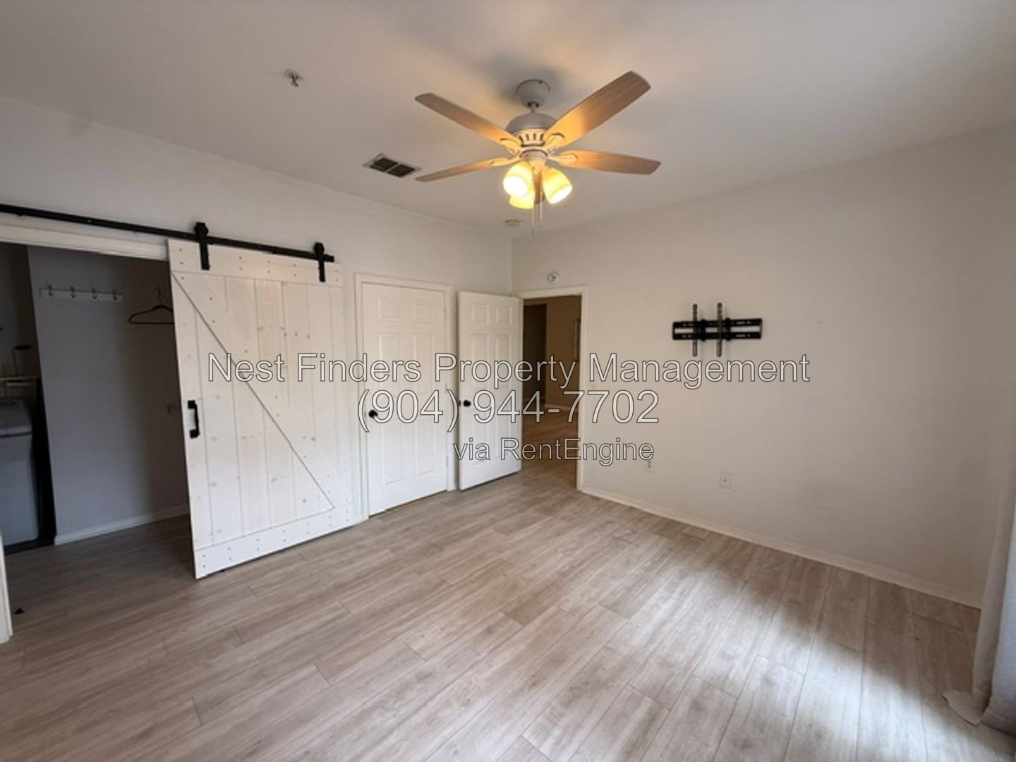 Gallery Image 13