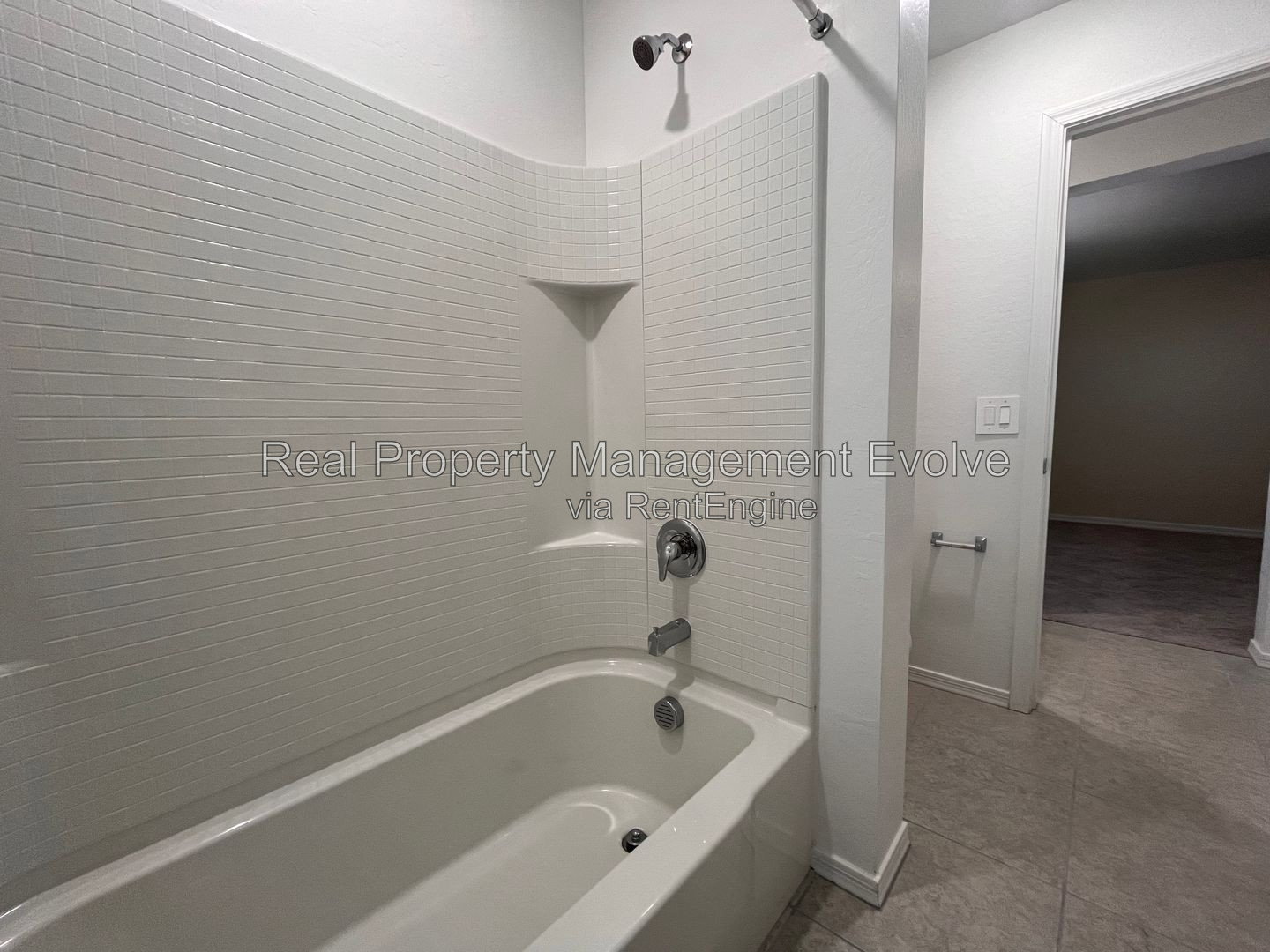 Gallery Image 37