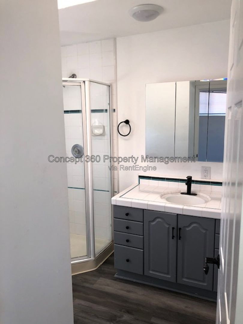 Gallery Image 32