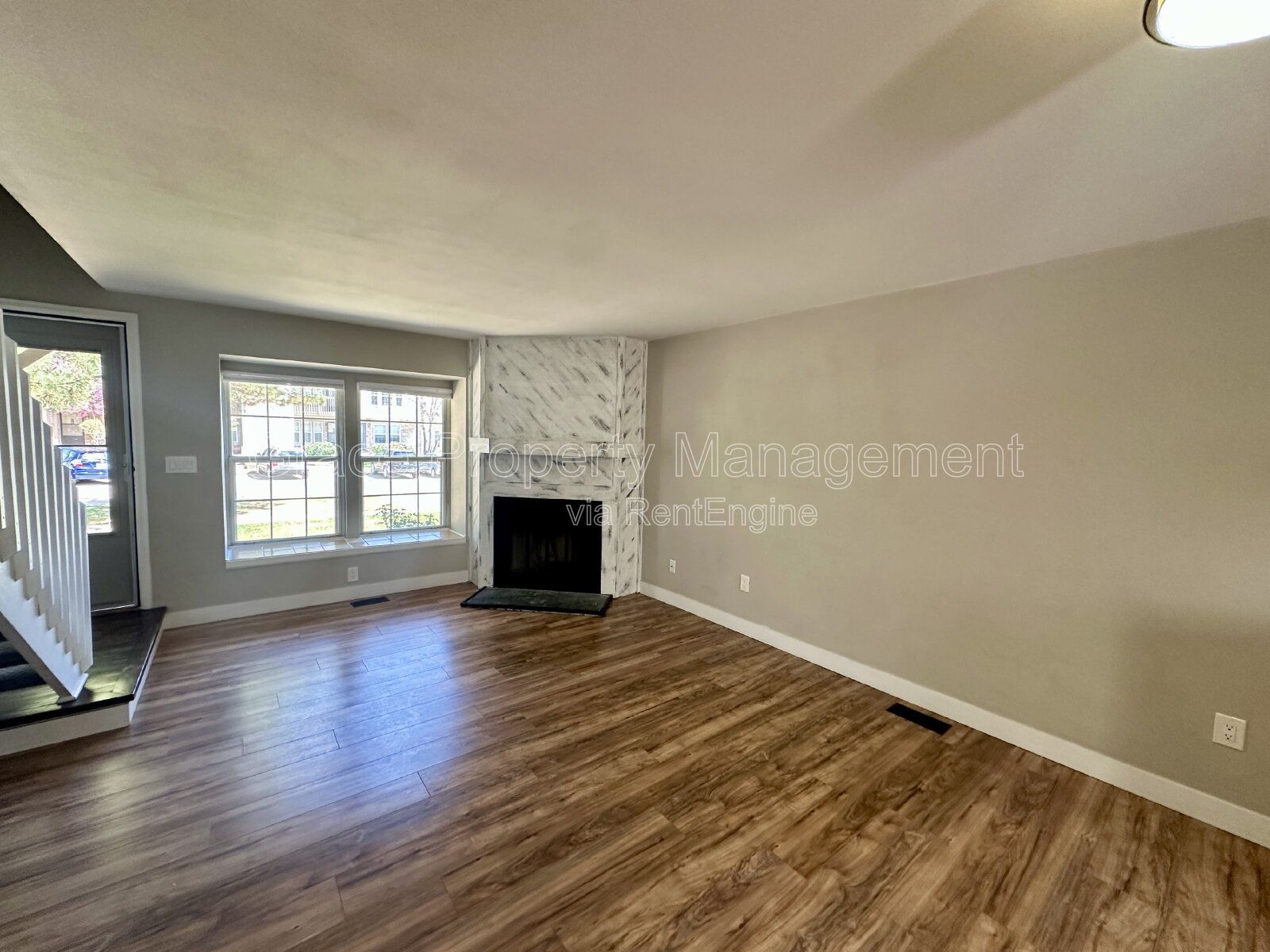 Gallery Image 14