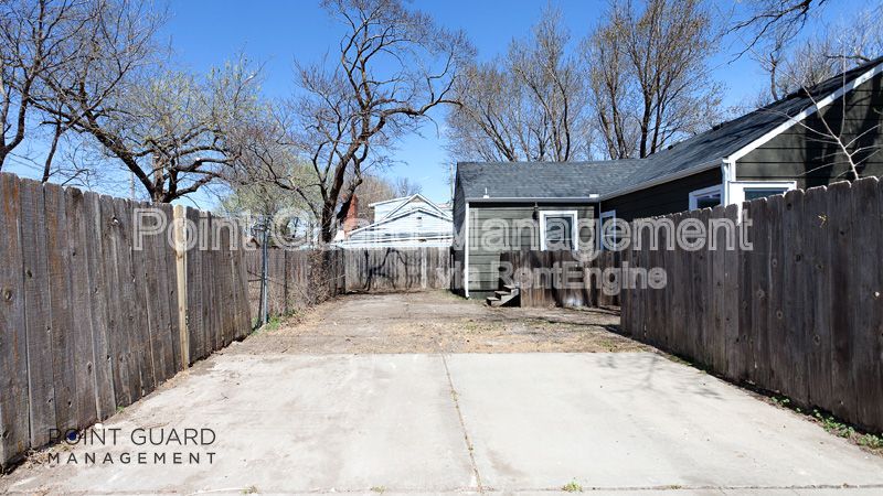 Gallery Image 14