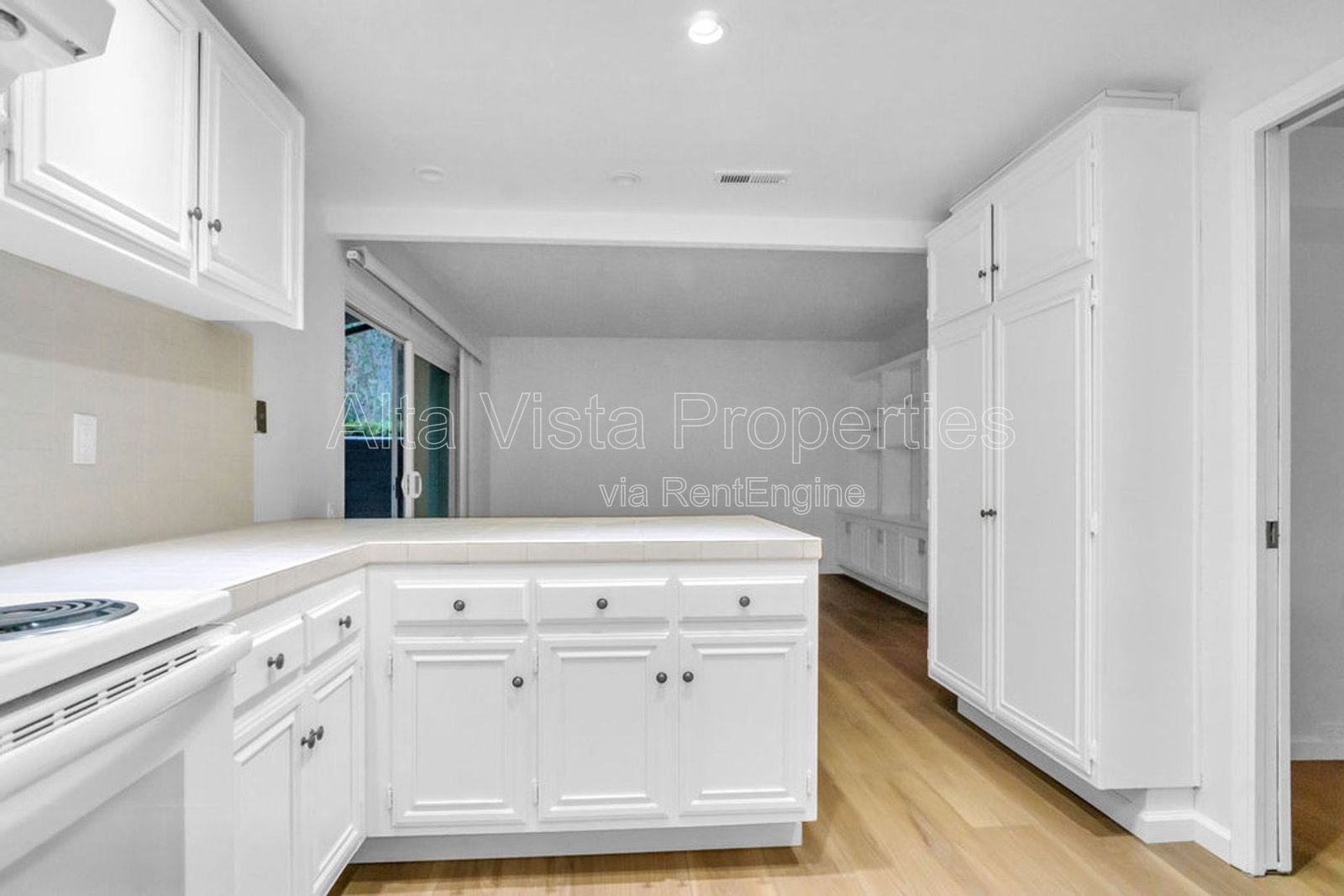 Gallery Image 17
