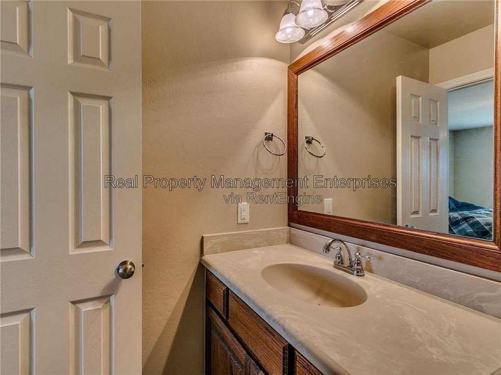 Gallery Image 16