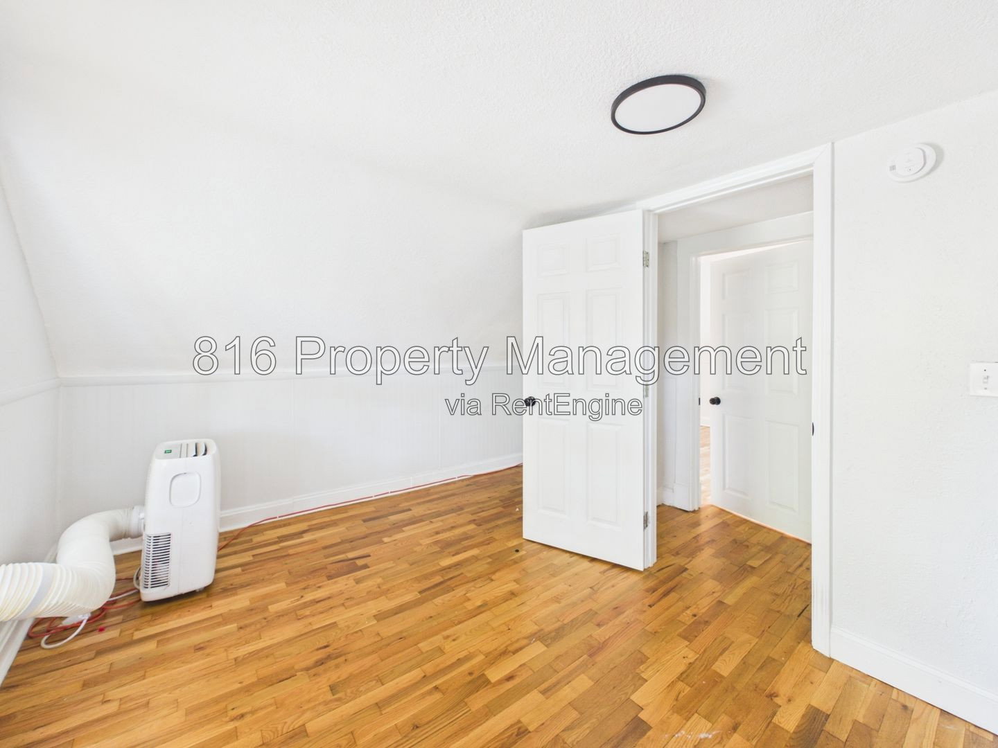 Gallery Image 16