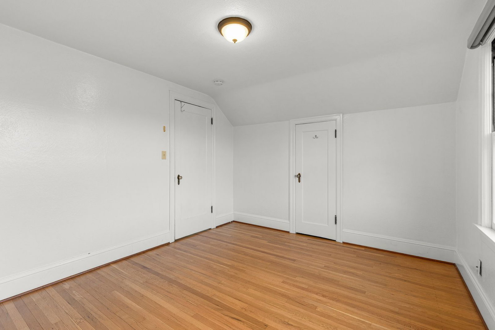 Gallery Image 16