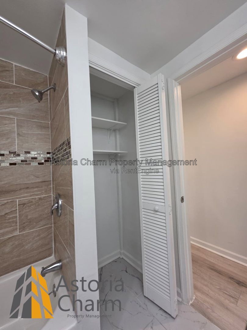 Gallery Image 37