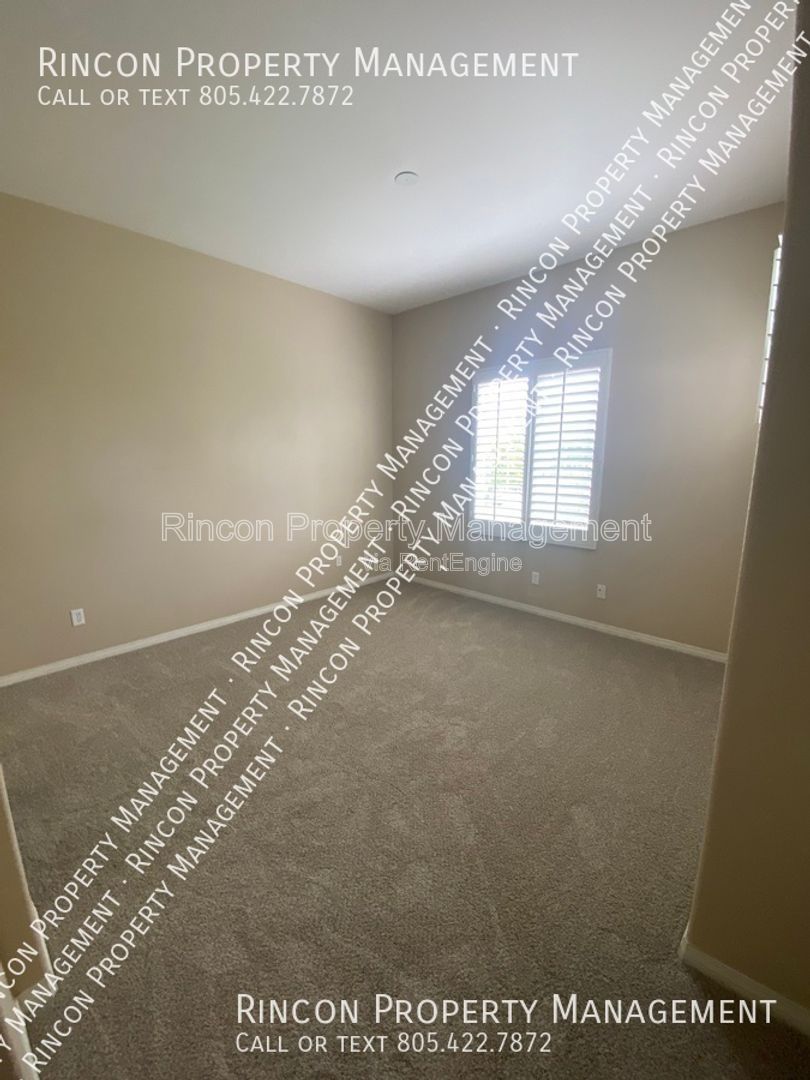 Gallery Image 16