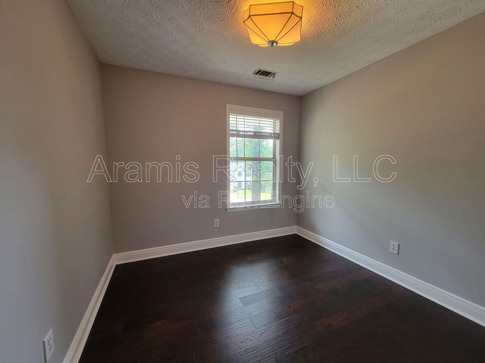 Gallery Image 17