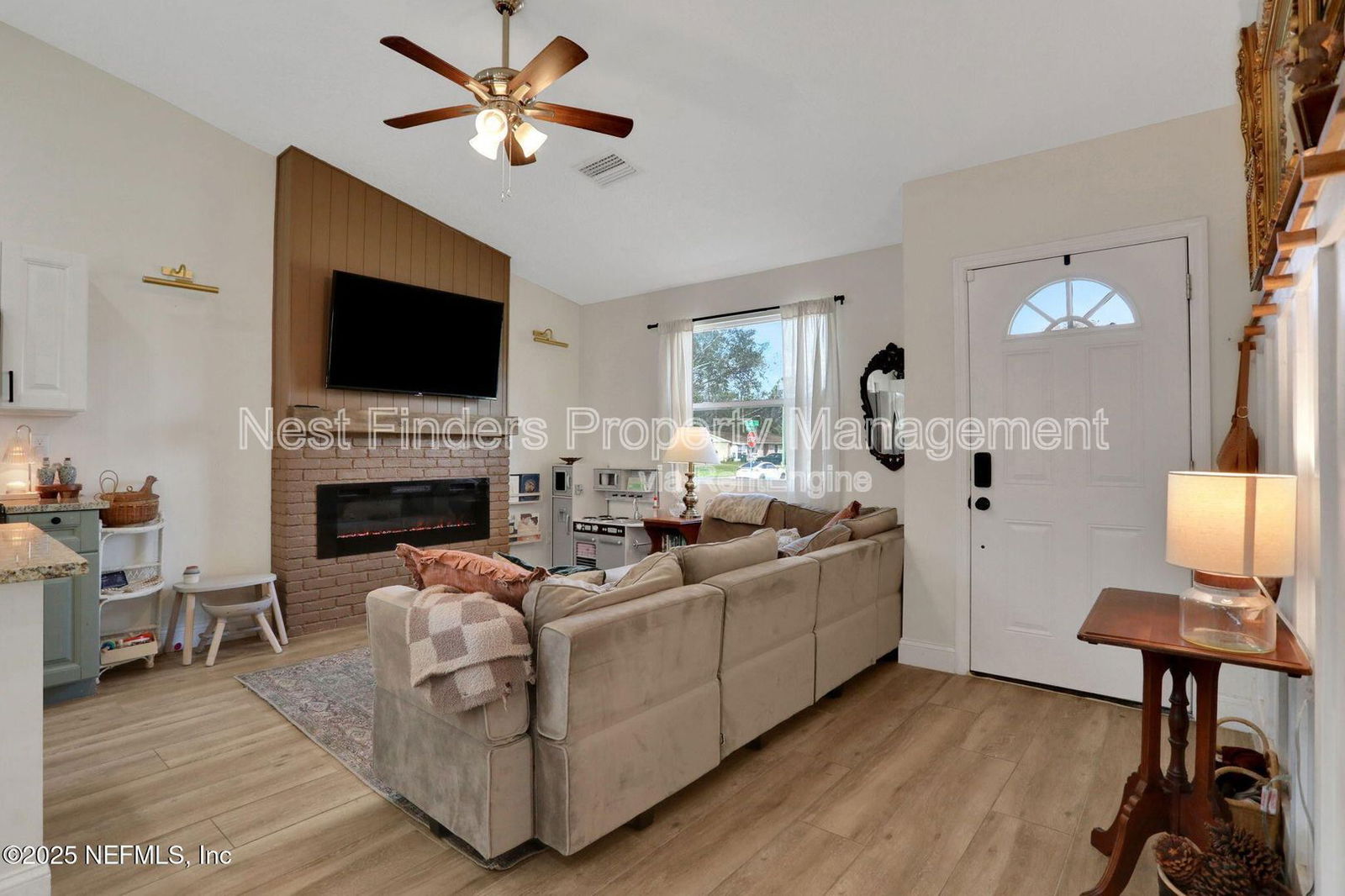Gallery Image 12