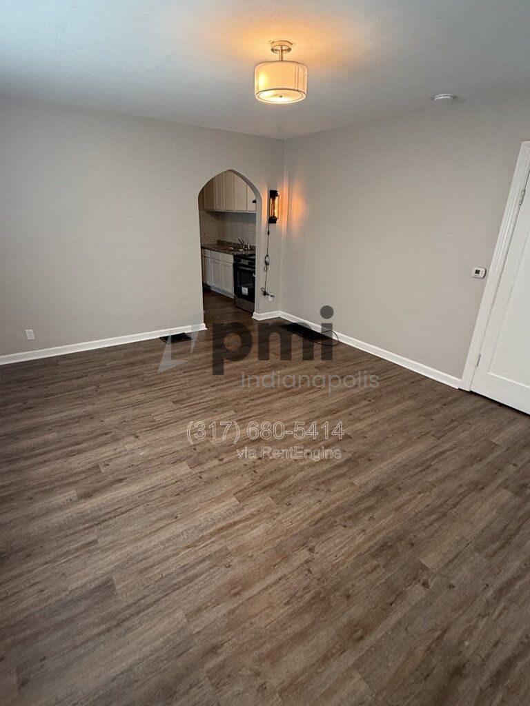 Gallery Image 19