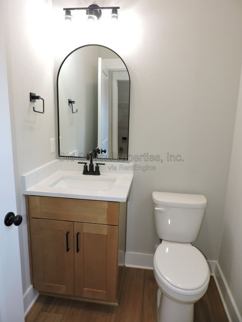 Gallery Image 16