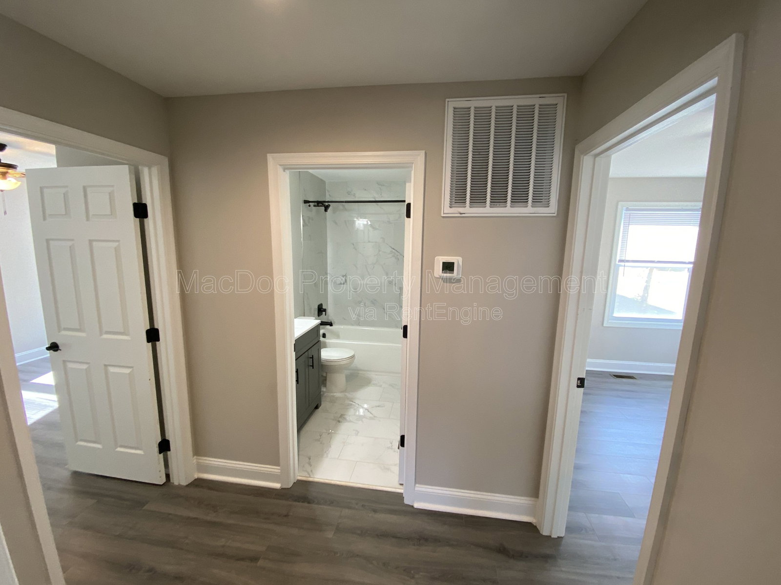 Gallery Image 30