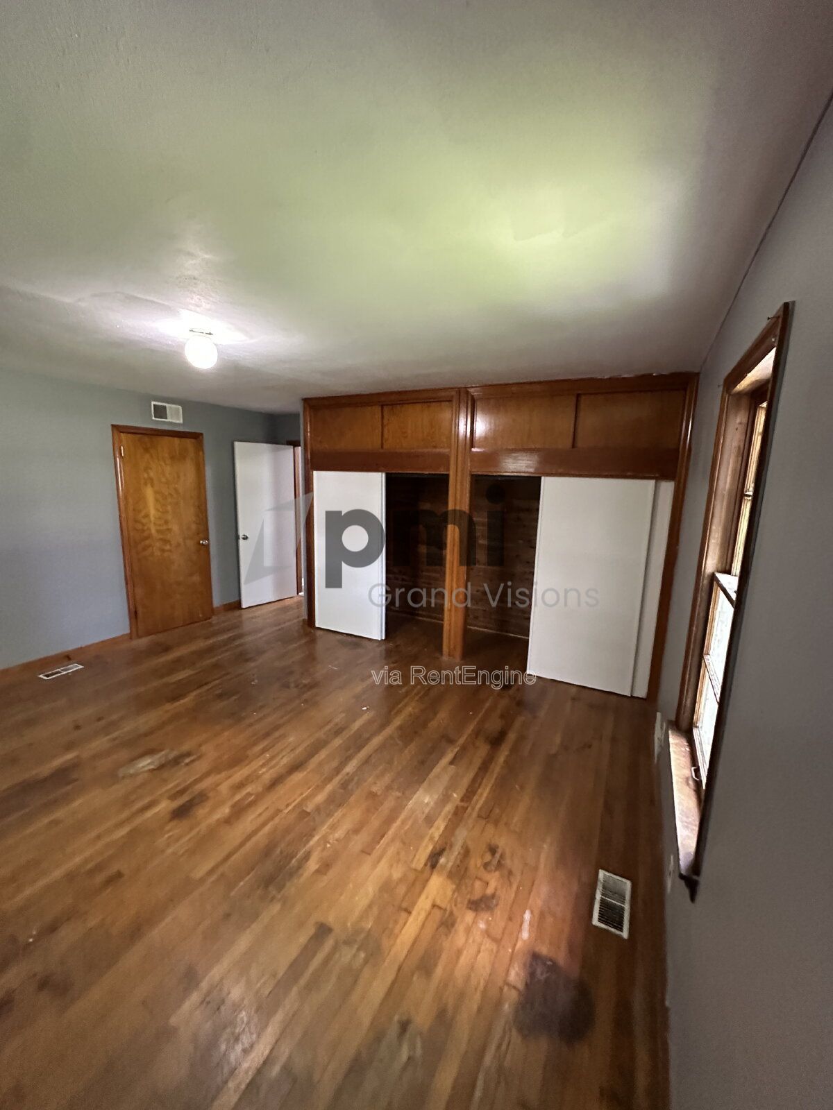 Gallery Image 18