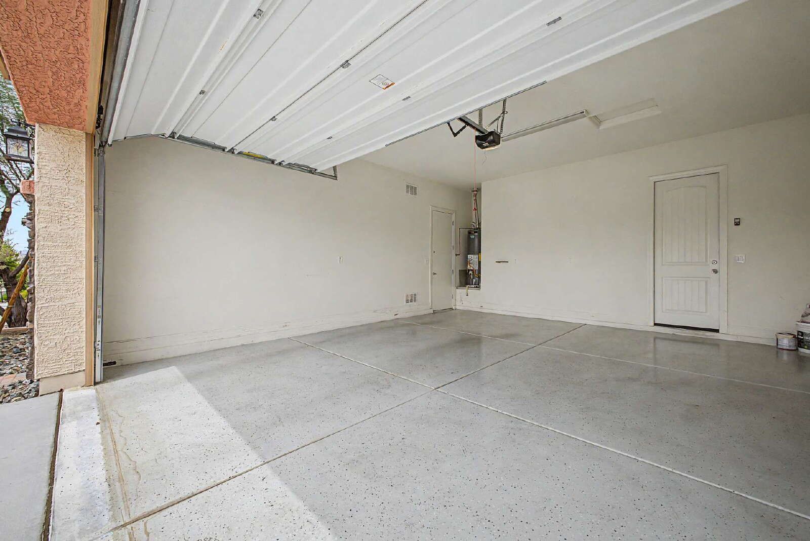 Gallery Image 38