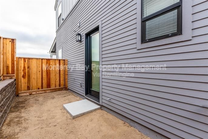 Gallery Image 32