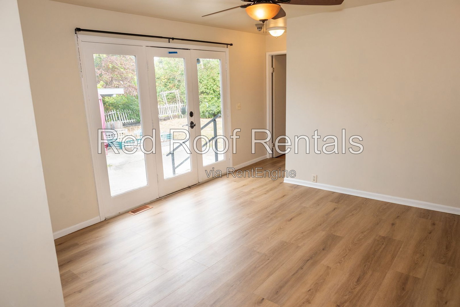 Gallery Image 17