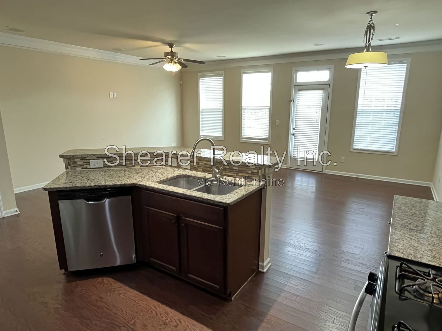 Gallery Image 16