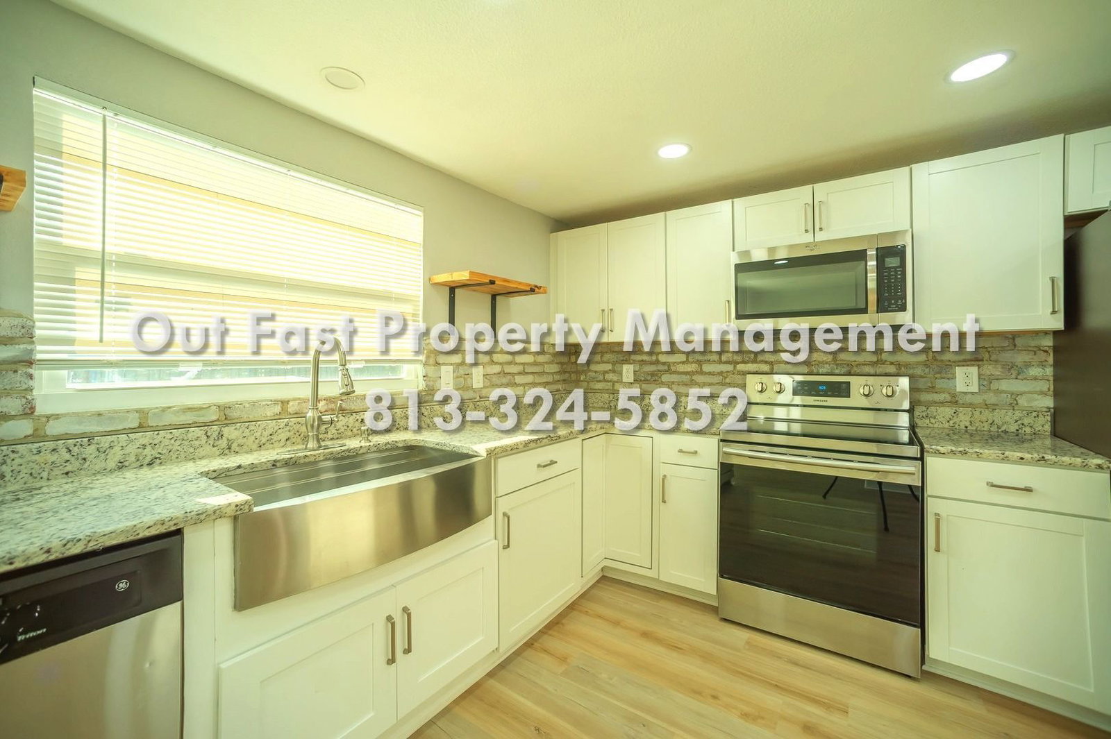Gallery Image 16