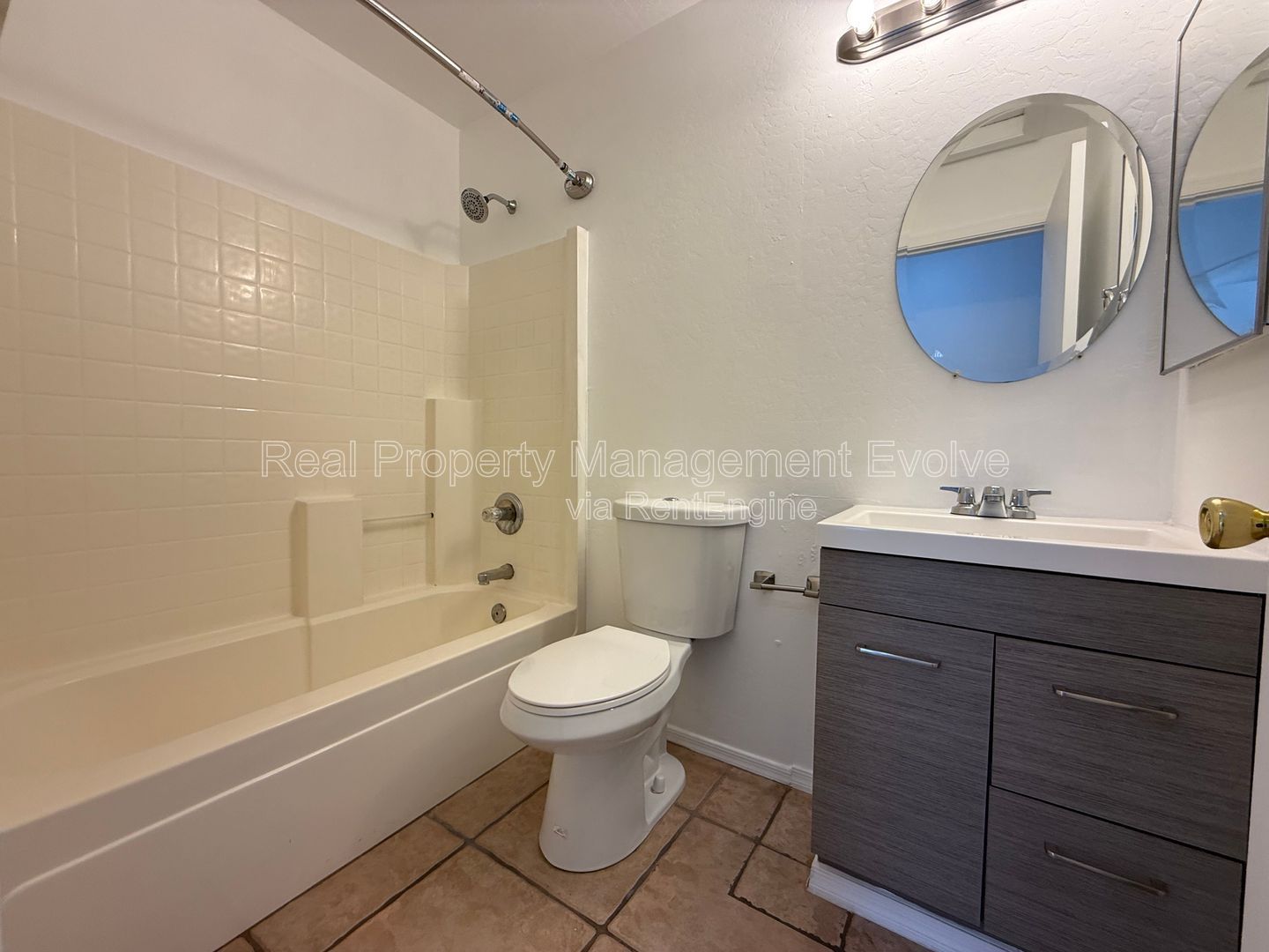 Gallery Image 18