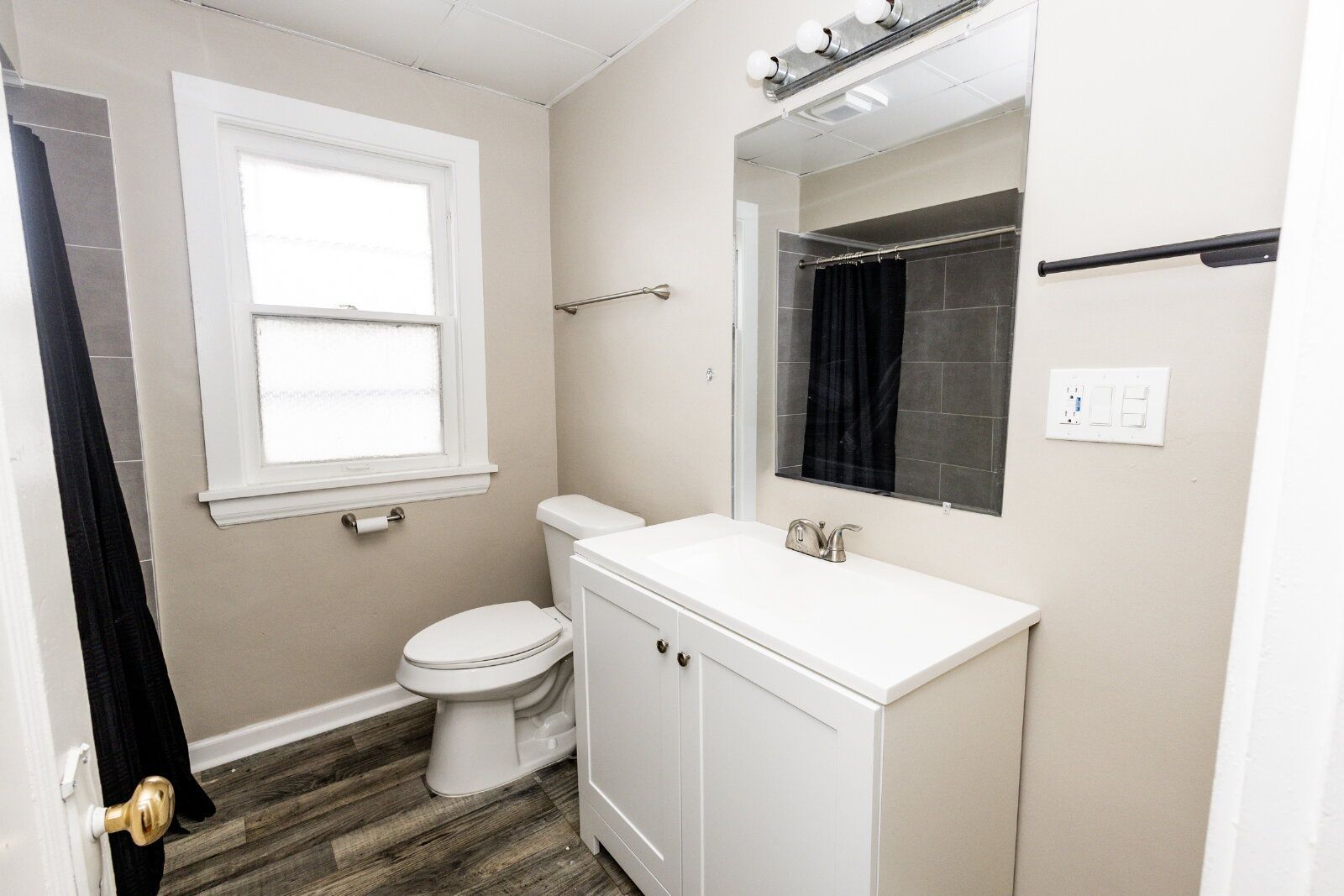 Gallery Image 14