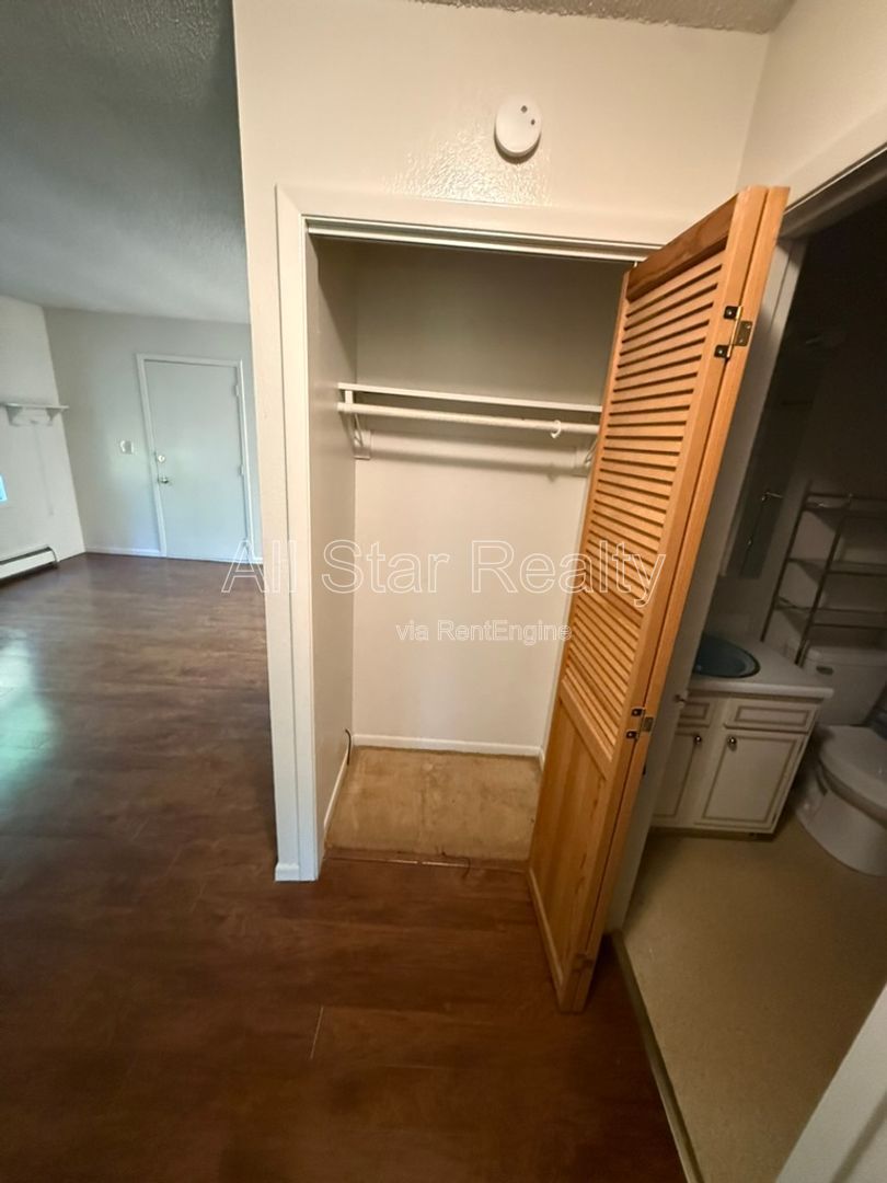 Gallery Image 17