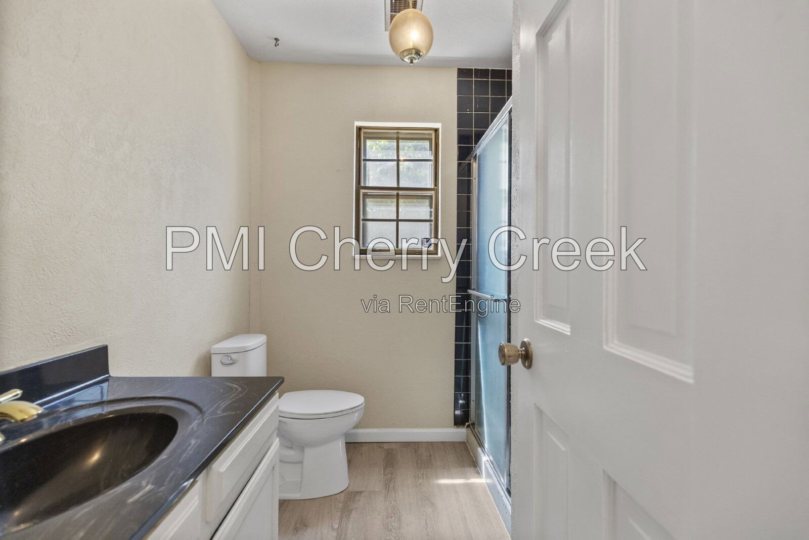 Gallery Image 16