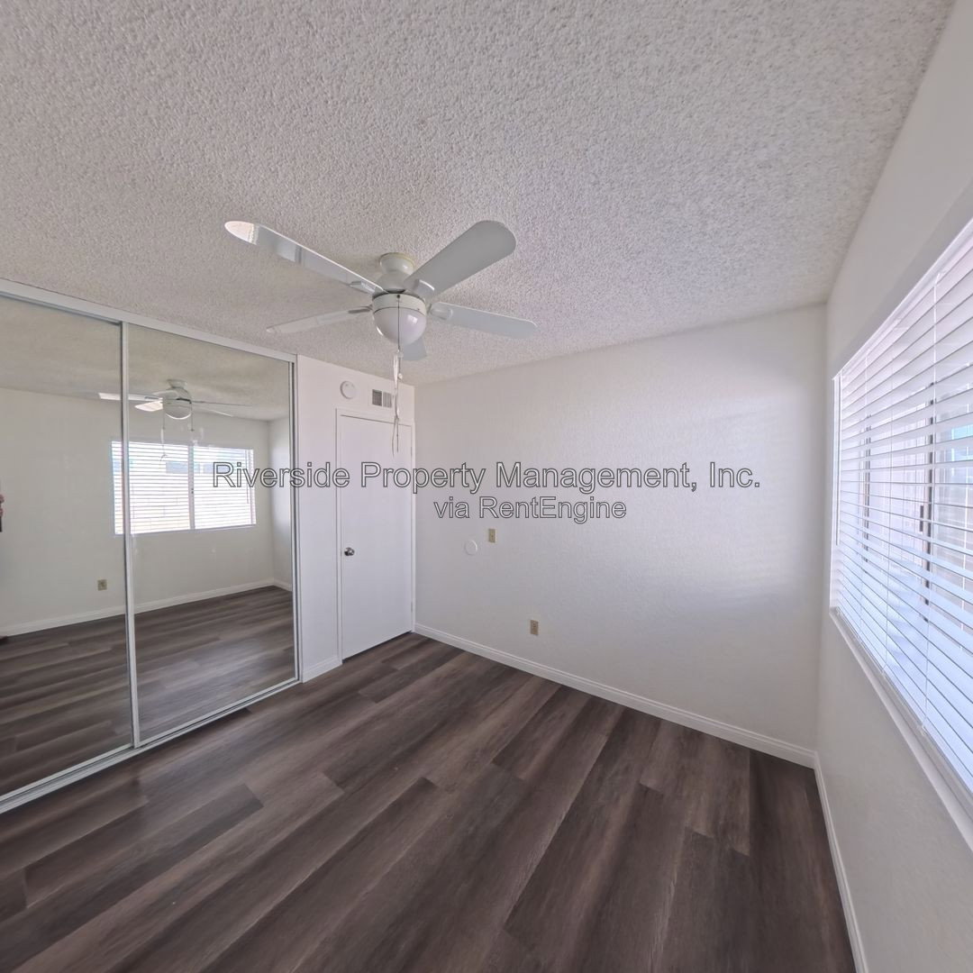 Gallery Image 16