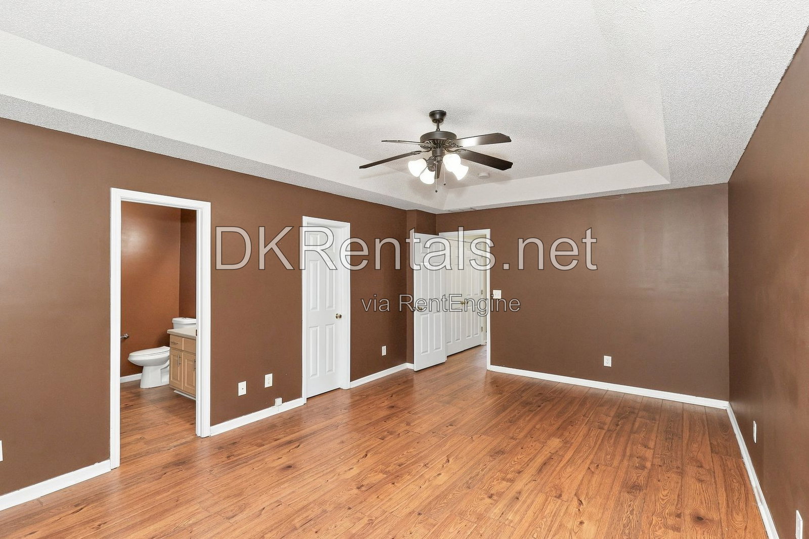 Gallery Image 16
