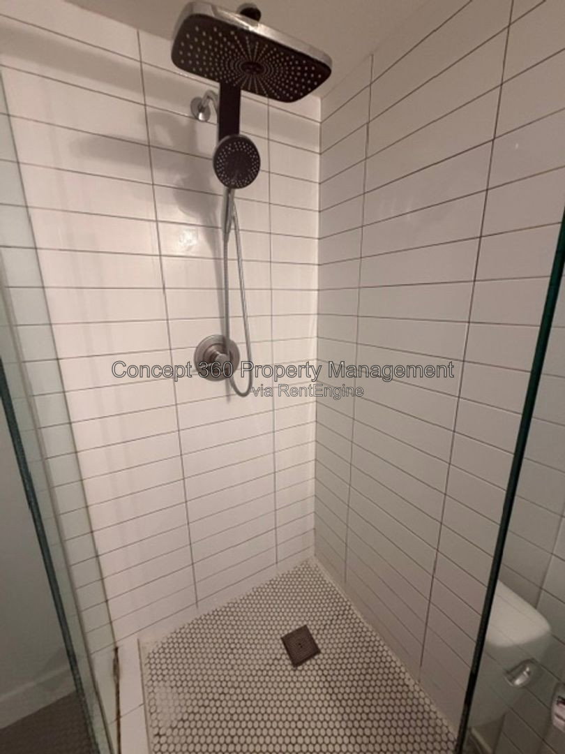 Gallery Image 45
