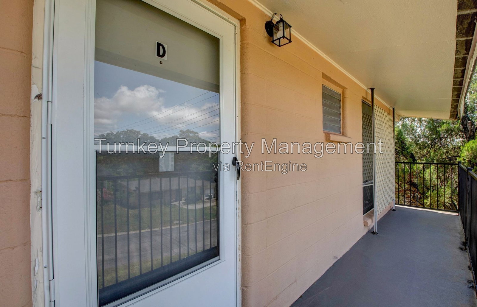 Gallery Image 0