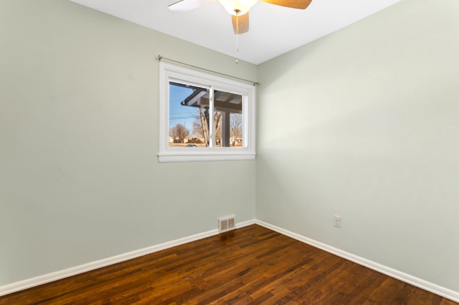 Gallery Image 17