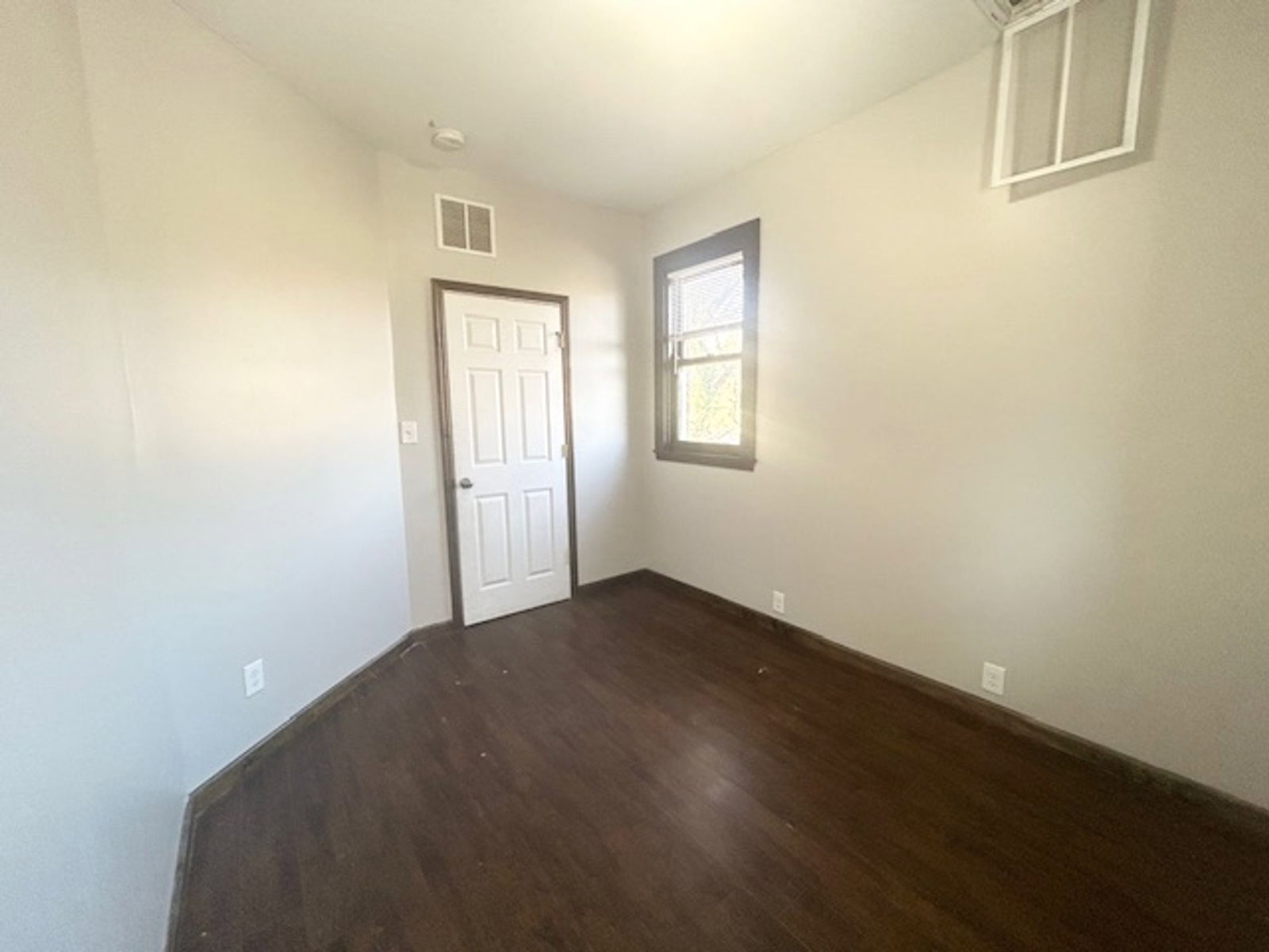 Gallery Image 25