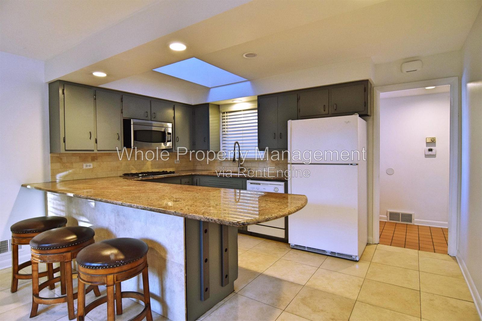 Gallery Image 0