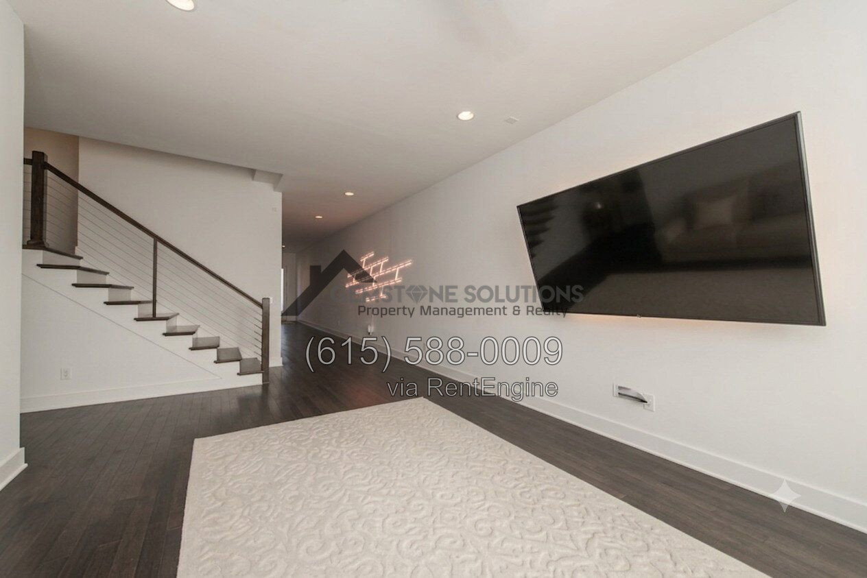 Gallery Image 17
