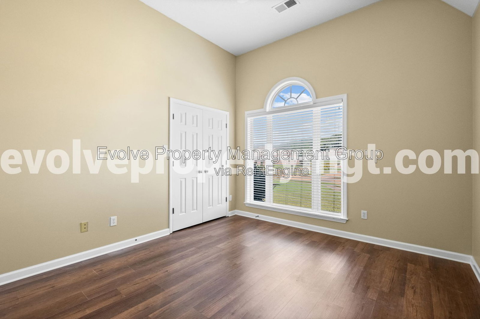 Gallery Image 18