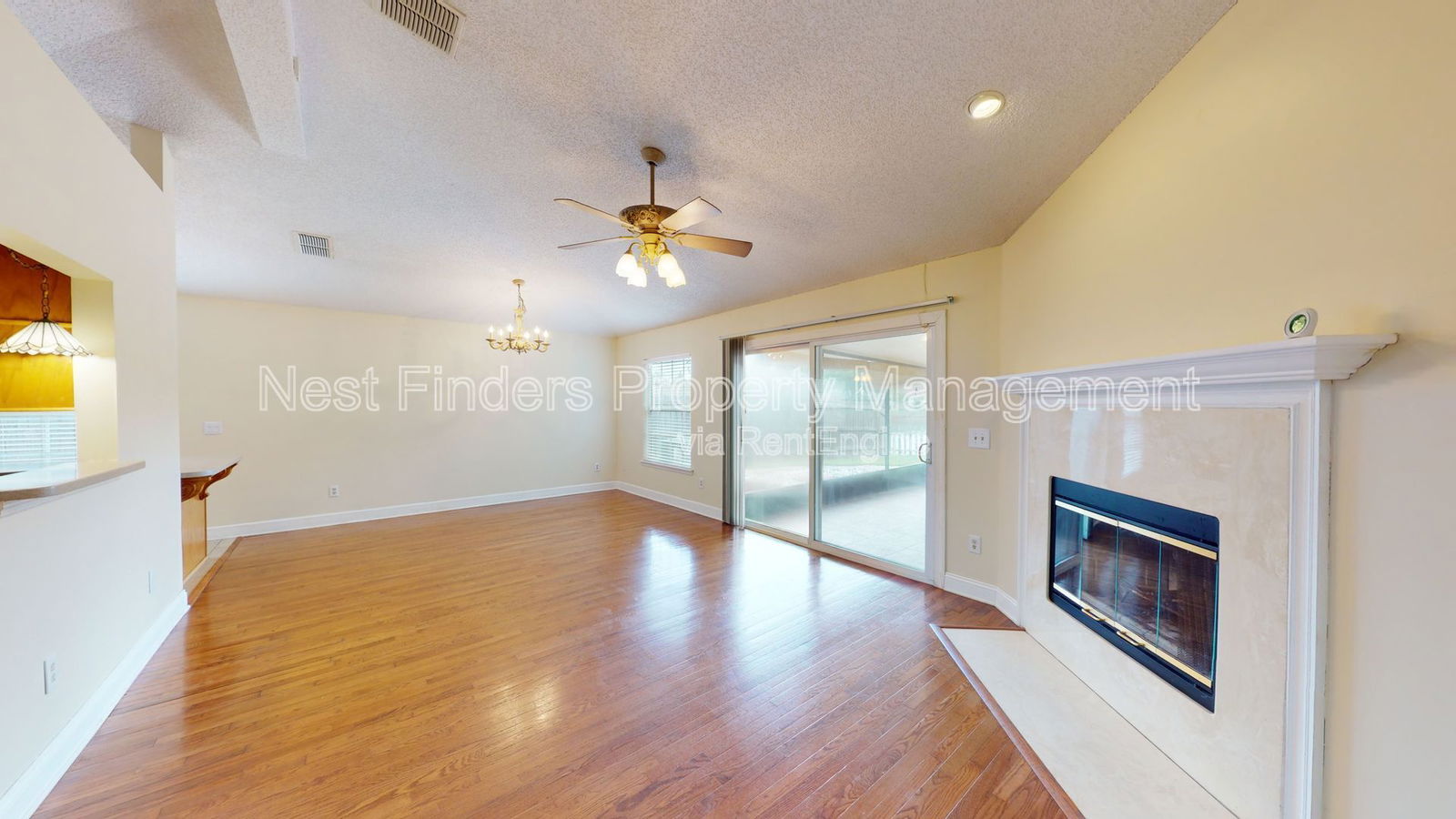 Gallery Image 19