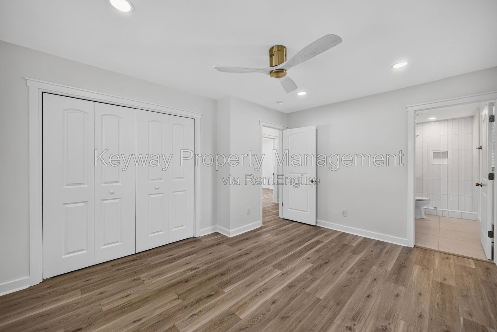 Gallery Image 34