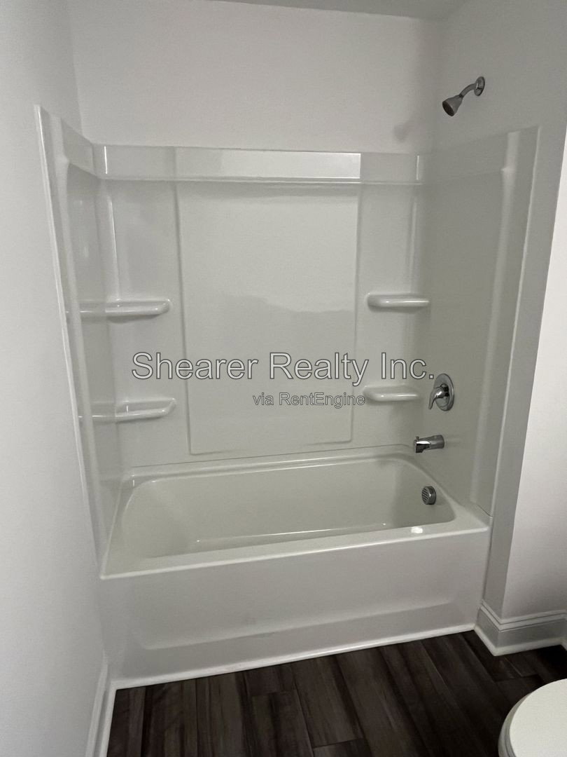 Gallery Image 37