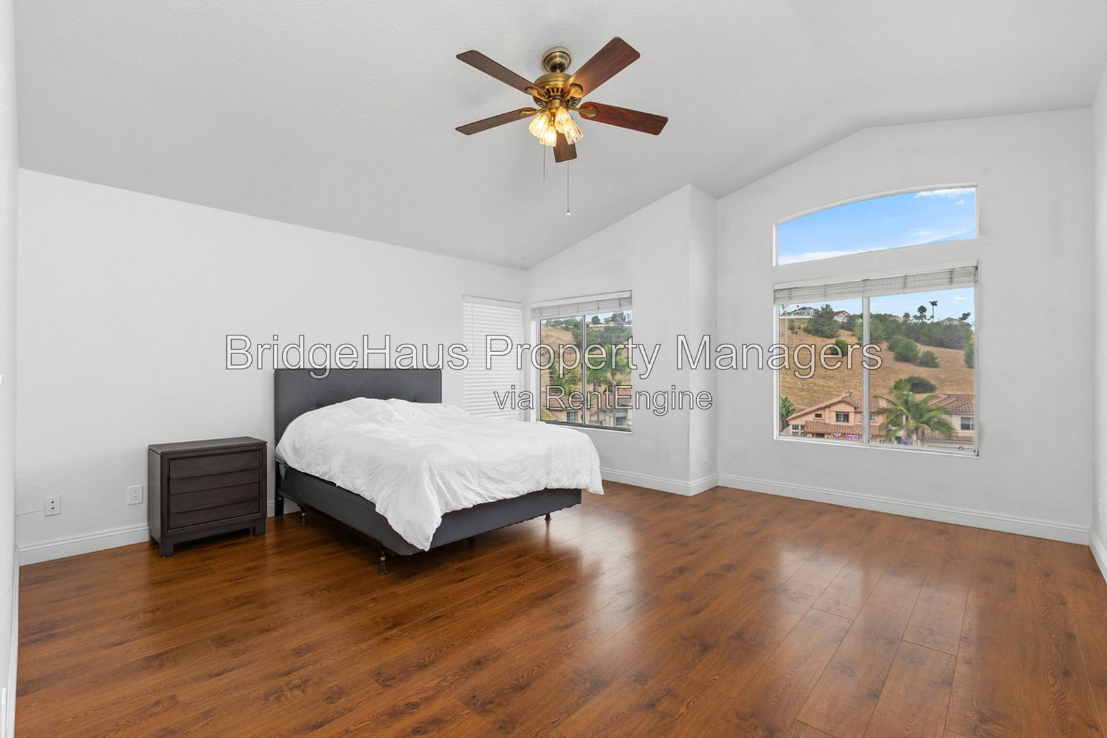 Gallery Image 16