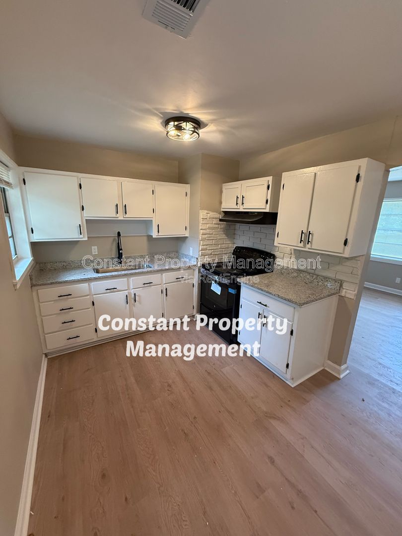 Gallery Image 14