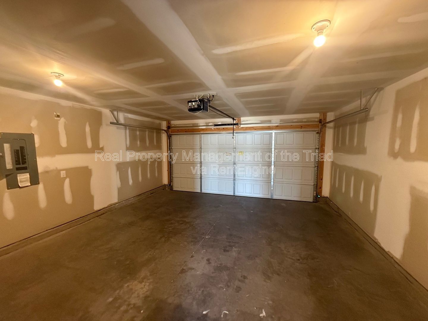 Gallery Image 16