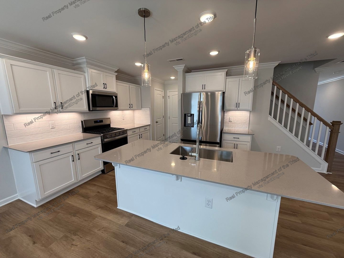 Gallery Image 15