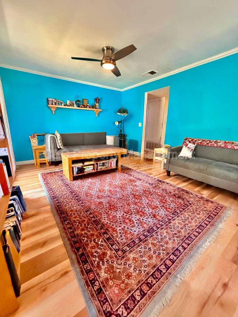 Gallery Image 8