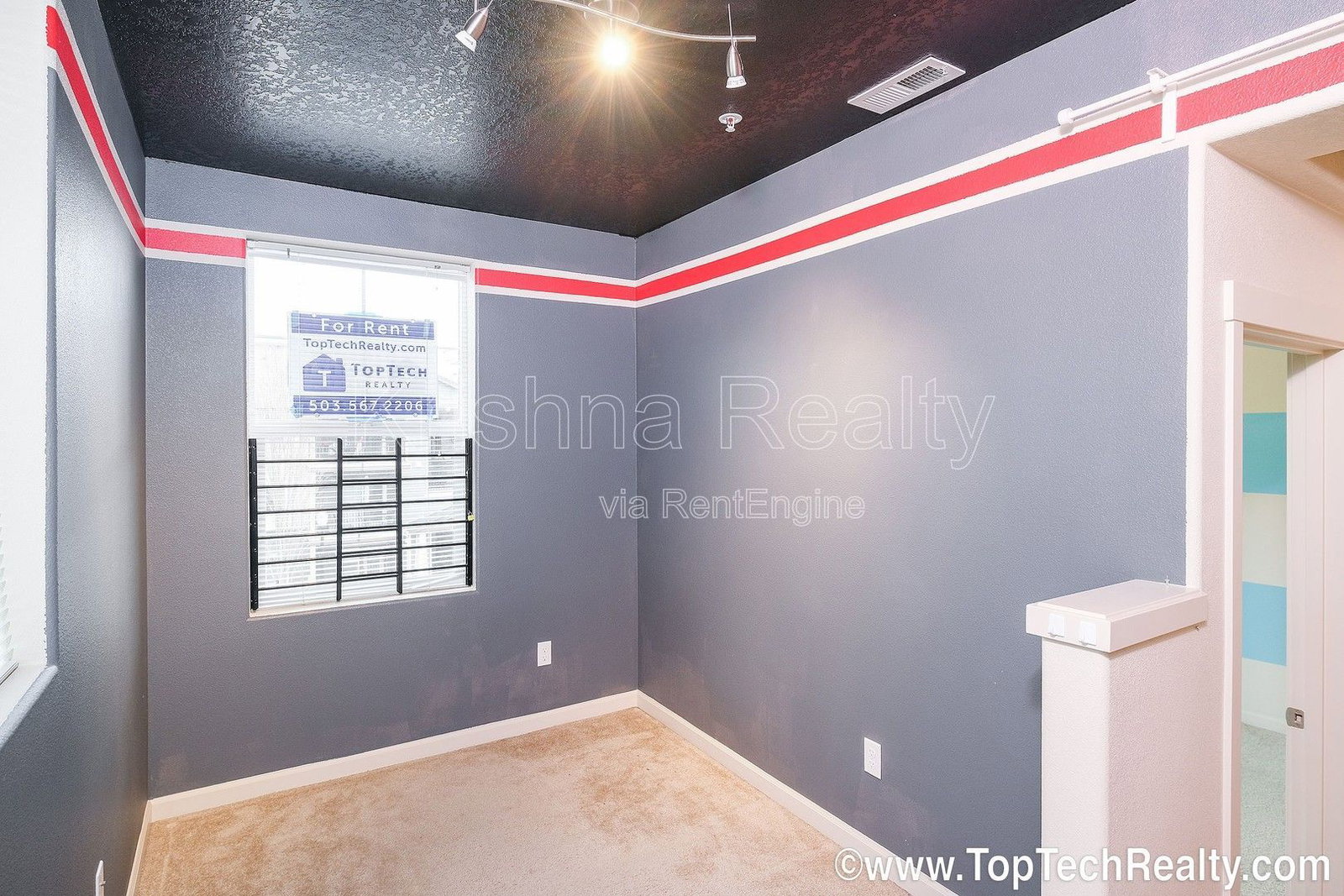 Gallery Image 17
