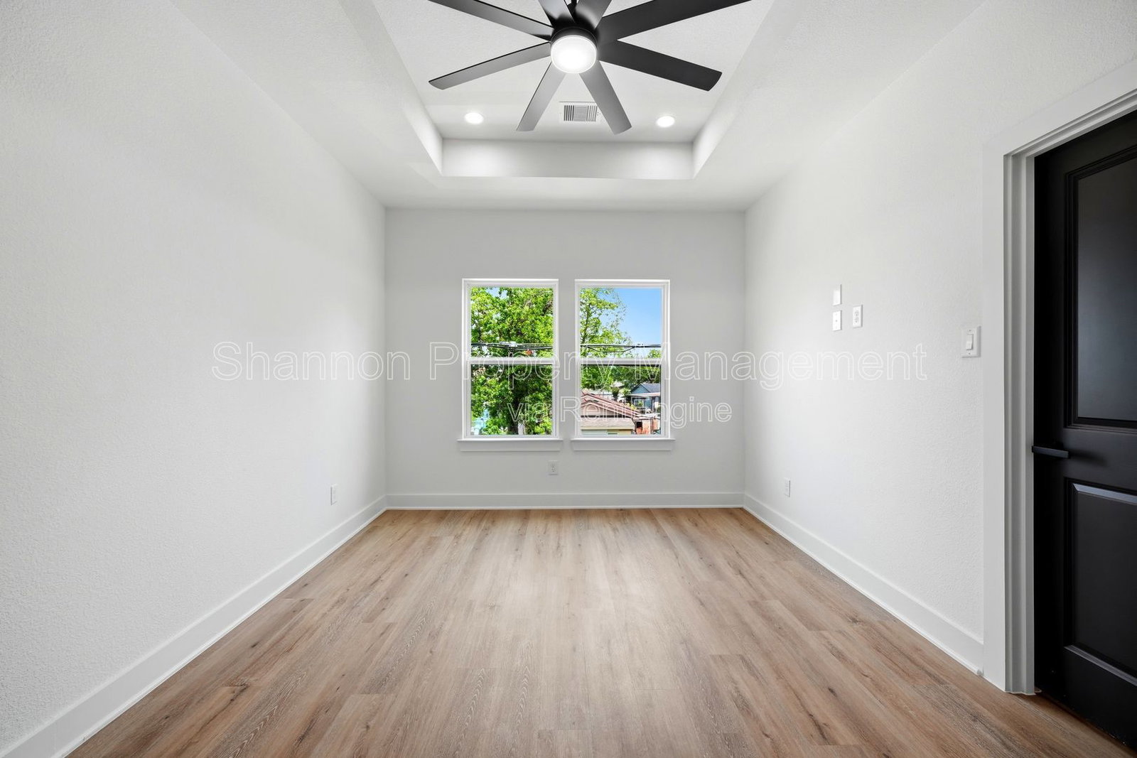 Gallery Image 19