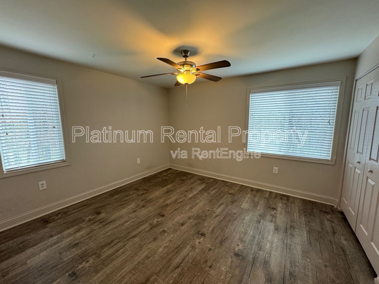 Gallery Image 17