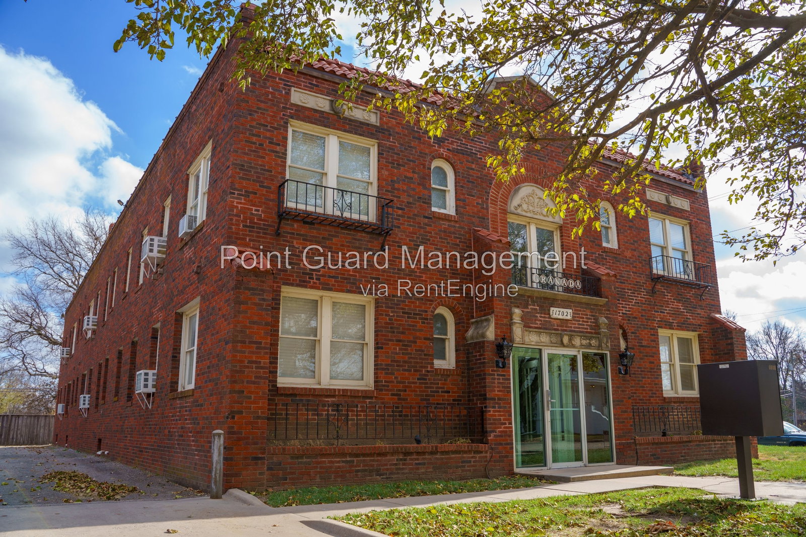 Gallery Image 13